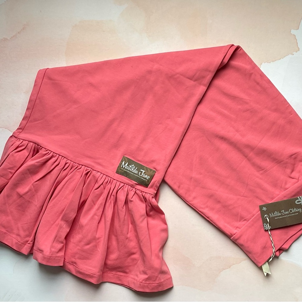 Matilda Jane - Coral Colored - Ruffled Capri Pants - Size: Large *NEW WITH TAG*